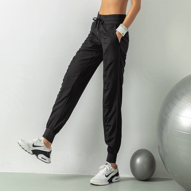 COLORVALUE Pink Drawstring Jogger Sports Pants Looose Training Pants Folds Quick Drying Sweatpants with Pockets Black Sportswear